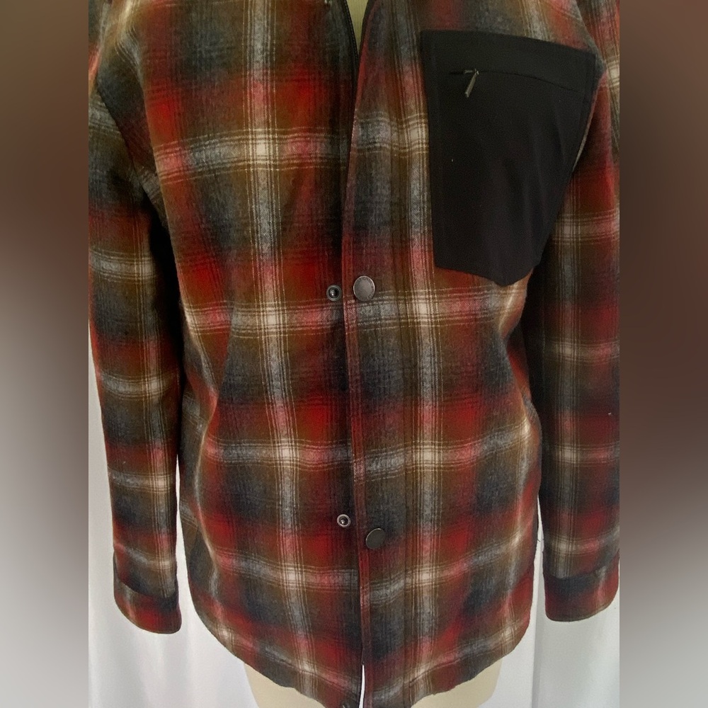 Pendleton Red and Brown Lightweight Plaid Shirt Jacket - Picture 2 of 7